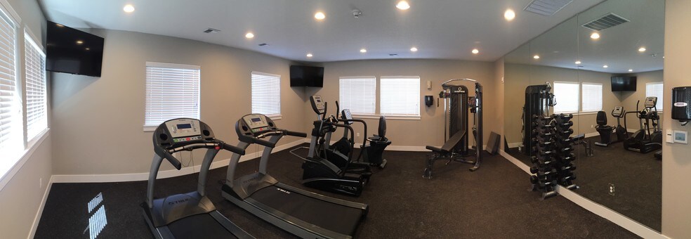 Fitness Center - Pioneer Vista