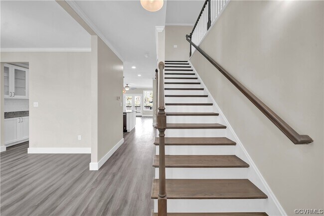 Building Photo - 15401 Adelay Ct