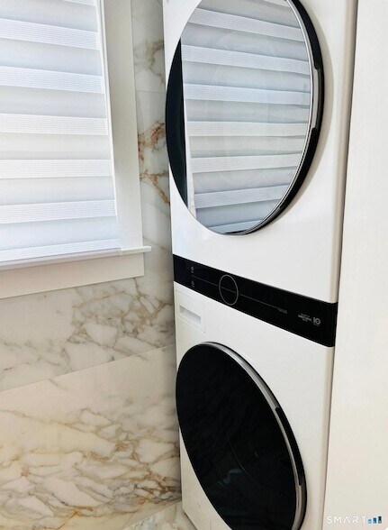 Building Photo - 31 Atlantic Ave