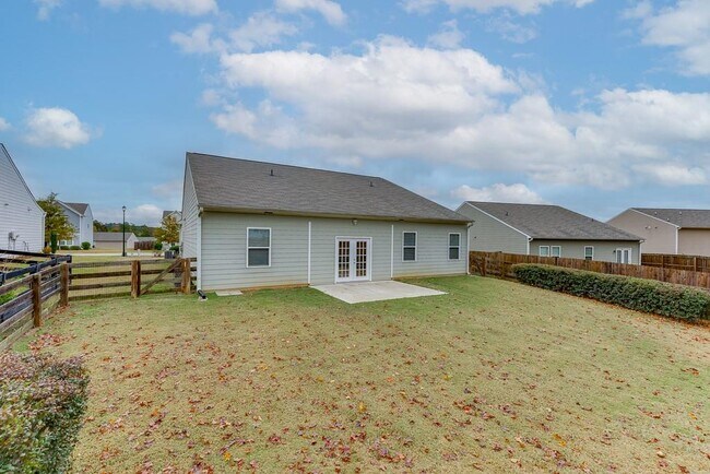 Building Photo - 145 Alexander Ln