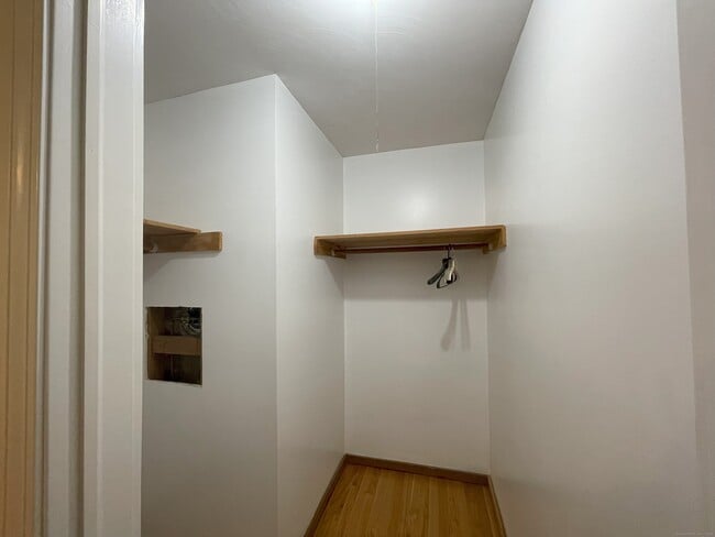 Building Photo - 132 Alder Ln