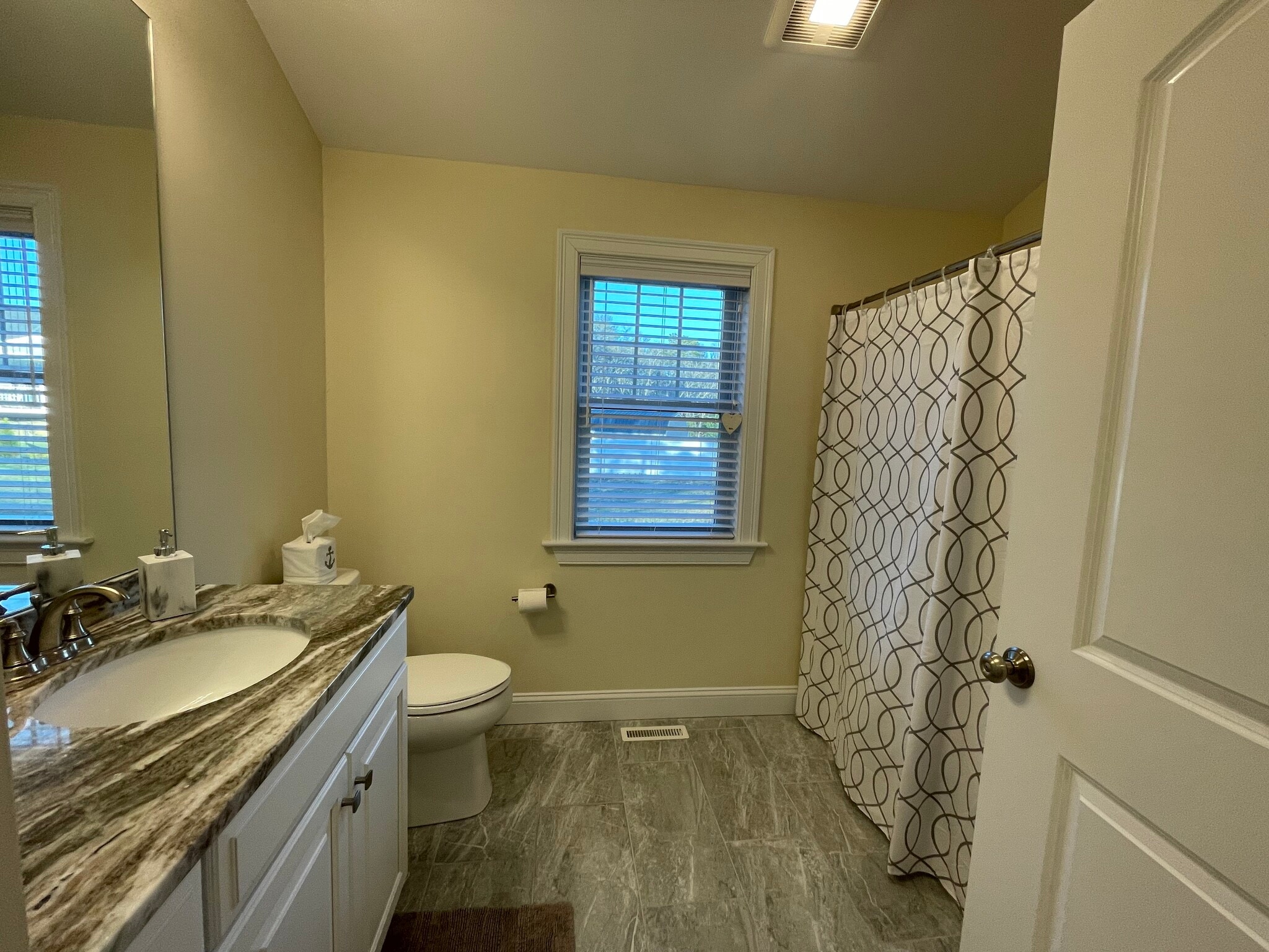 Building Photo - 32 Faiths Way