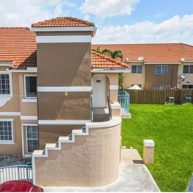 Building Photo - 13125 SW 64th Terrace