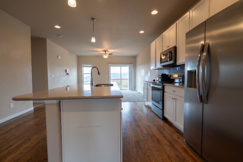 Building Photo - 1606 Grand Overlook St