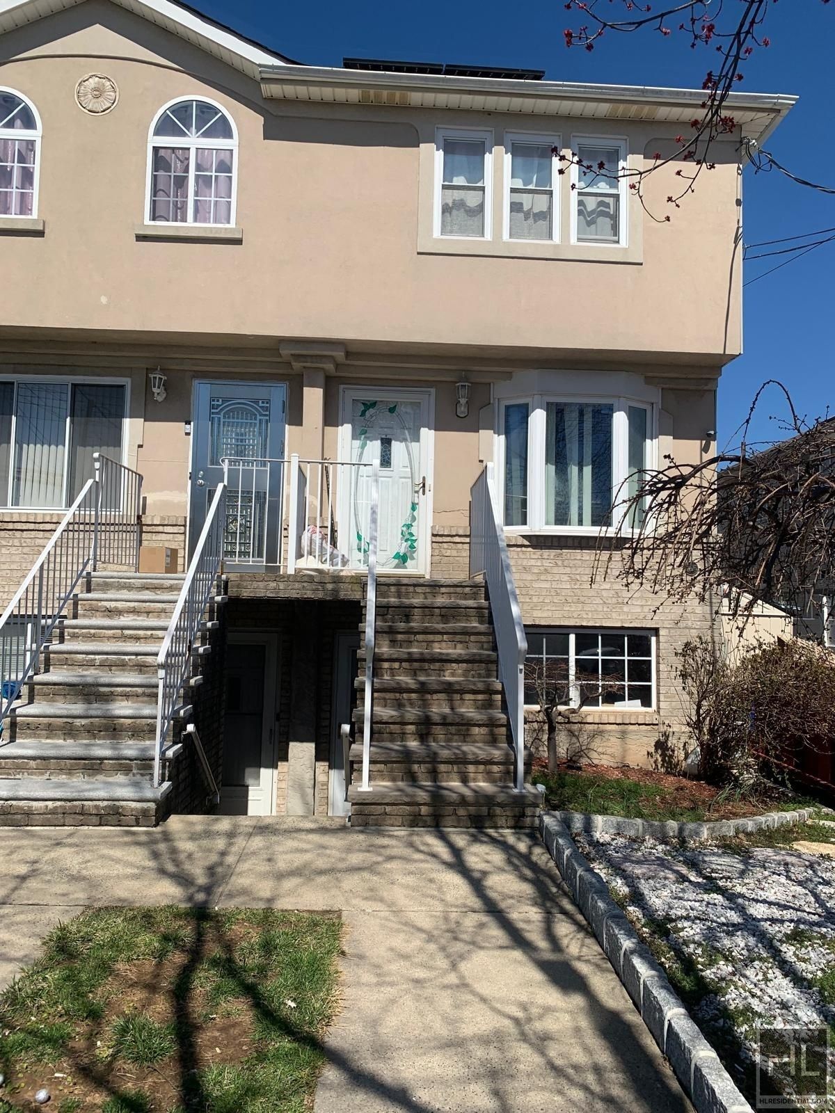 Building Photo - SHARROTTS ROAD