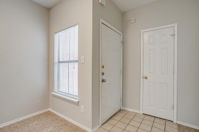 Building Photo - Nice 2 Bed, 2 Bath Second Story Condo Overlooking the Pool- 76107