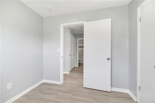 Building Photo - Don’t Miss This Updated 3-Bedroom Home