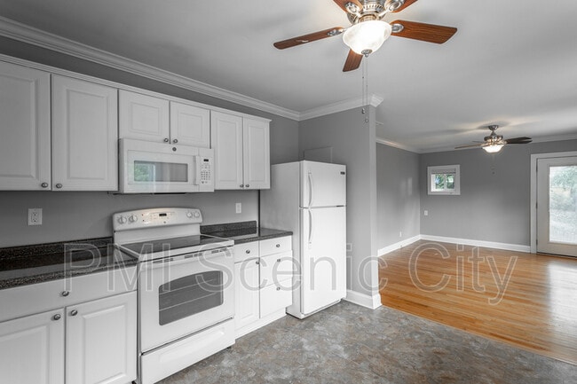 Building Photo - 416 Jadie Ln