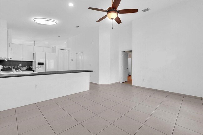 Building Photo - 8915 NW 164th St