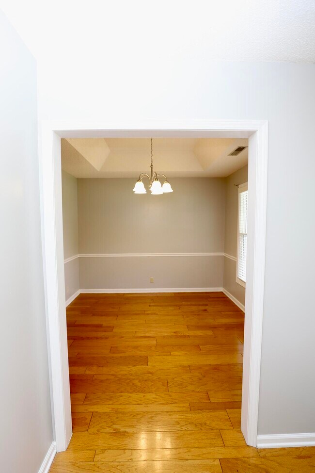 Building Photo - 1450 Morris Way Dr
