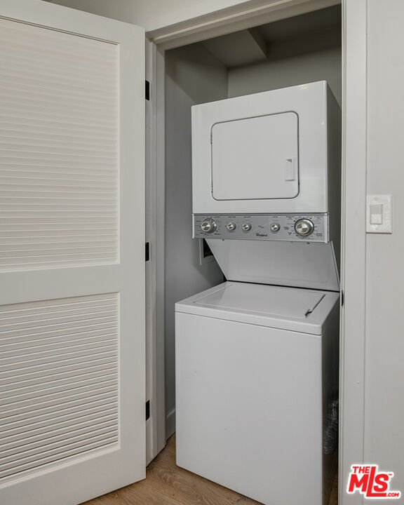 Building Photo - 4320 Finley Ave