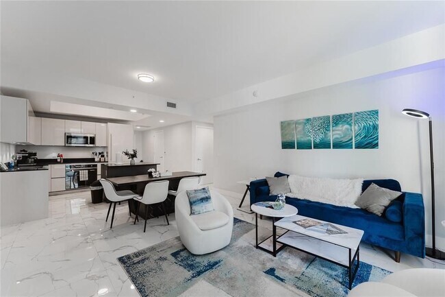 Building Photo - 1010 Brickell Ave