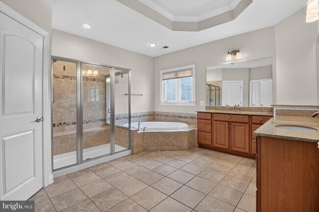Building Photo - 24949 Earlsford Dr