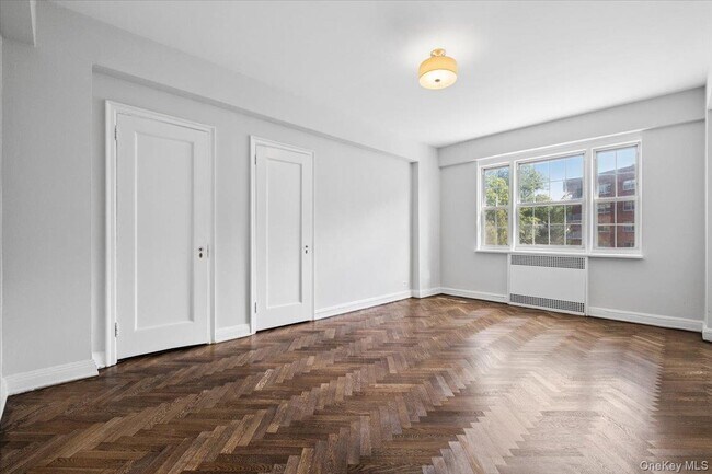 Building Photo - 45 Popham Rd