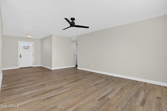 Building Photo - 2355 W Waltann Ln