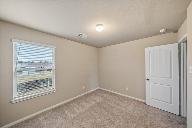 Building Photo - 2335 Mount Locke Path