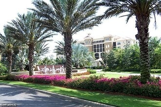 Building Photo - 580 El Camino Real