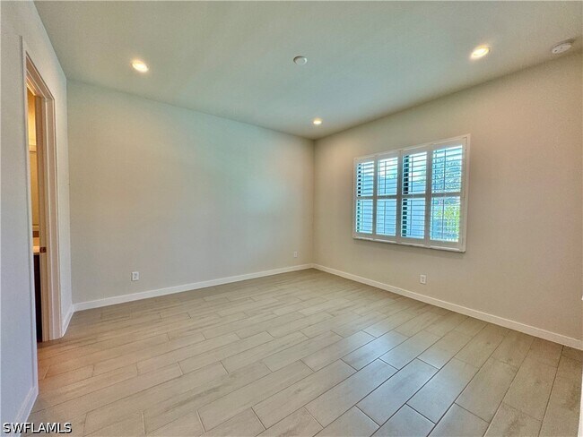 Building Photo - 14716 Kingfisher Lp