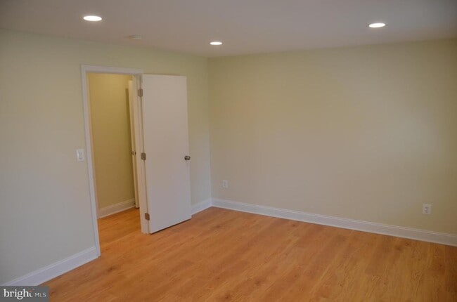 Building Photo - 9012 Paddock Ln