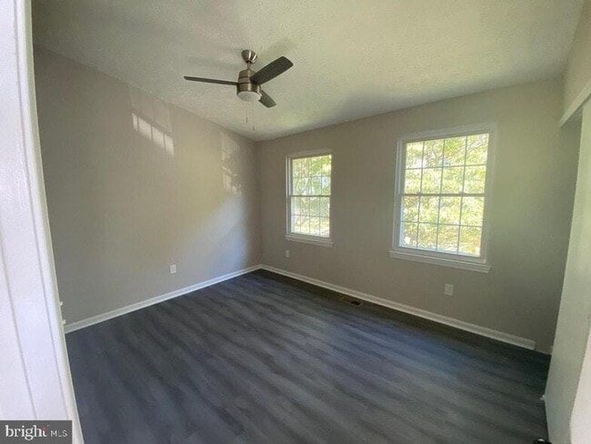 Building Photo - 13511 Ambassador Dr