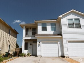 Building Photo - 2 Bedroom Condo in Austin