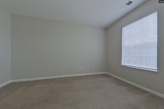 Building Photo - 945 Schofield Ln