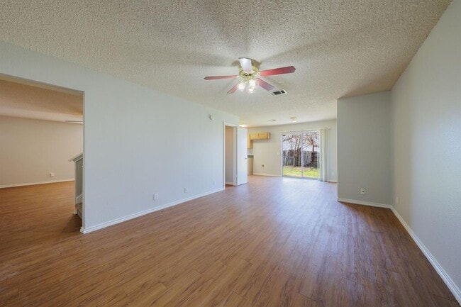 Building Photo - 13812 Spring Heath Rd