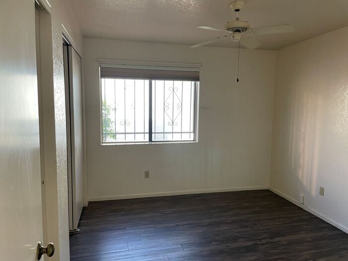 Building Photo - 716 N Hayden Dr