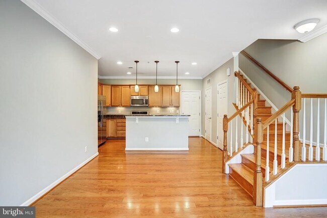 Building Photo - 20638 Sibbald Square