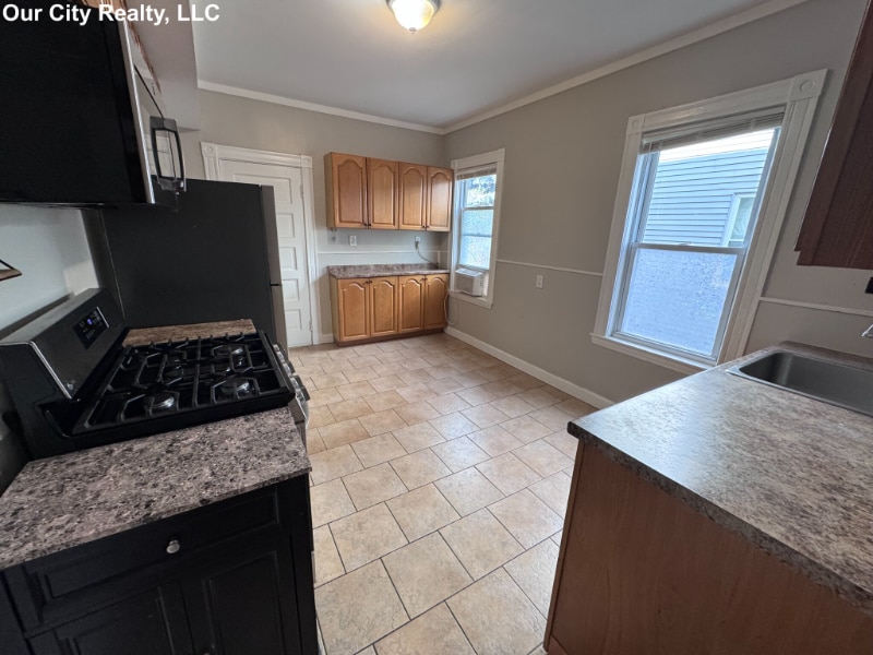 Building Photo - 26-28 Belknap St