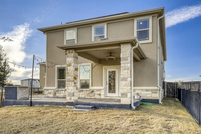 Building Photo - 198 Danish Dr