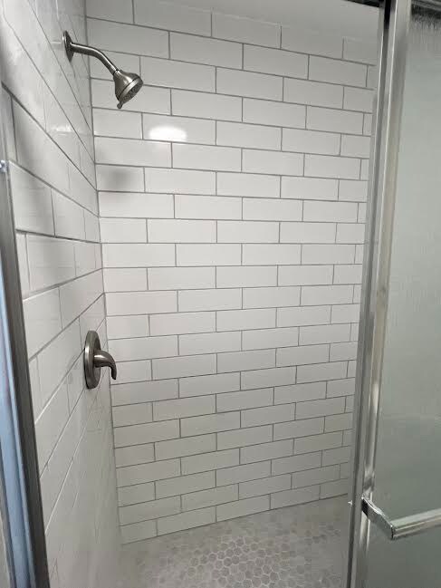 Building Photo - 381 Big Hill Rd