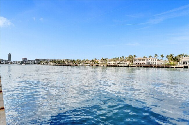 Building Photo - 1600 S Ocean Dr