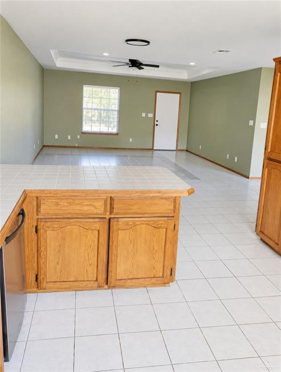 Building Photo - 1028 Fairway Dr