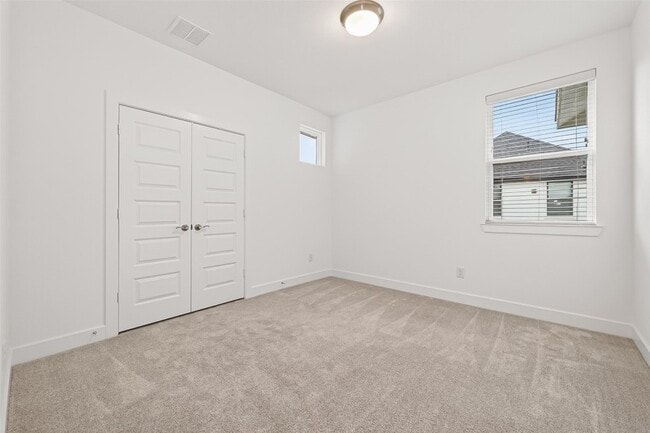 Building Photo - 7218 Grassland Vis Ln