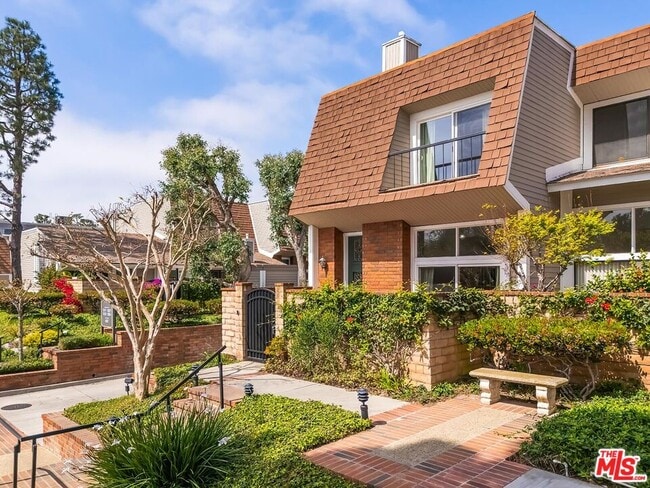 Building Photo - 13011 Mindanao Wy