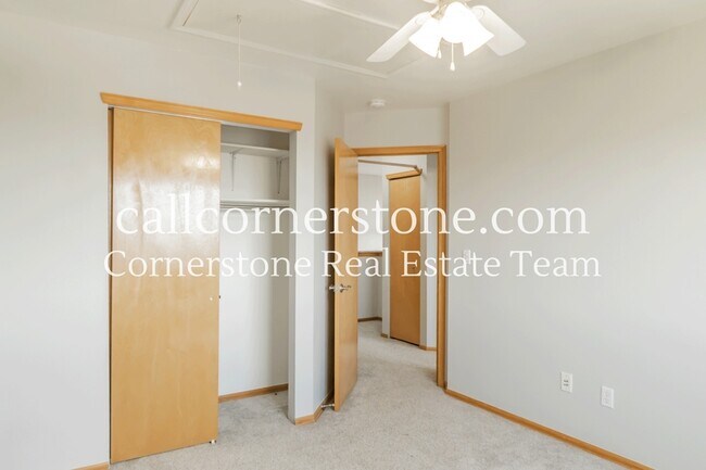 Building Photo - 4775 Sweetgrass Ln