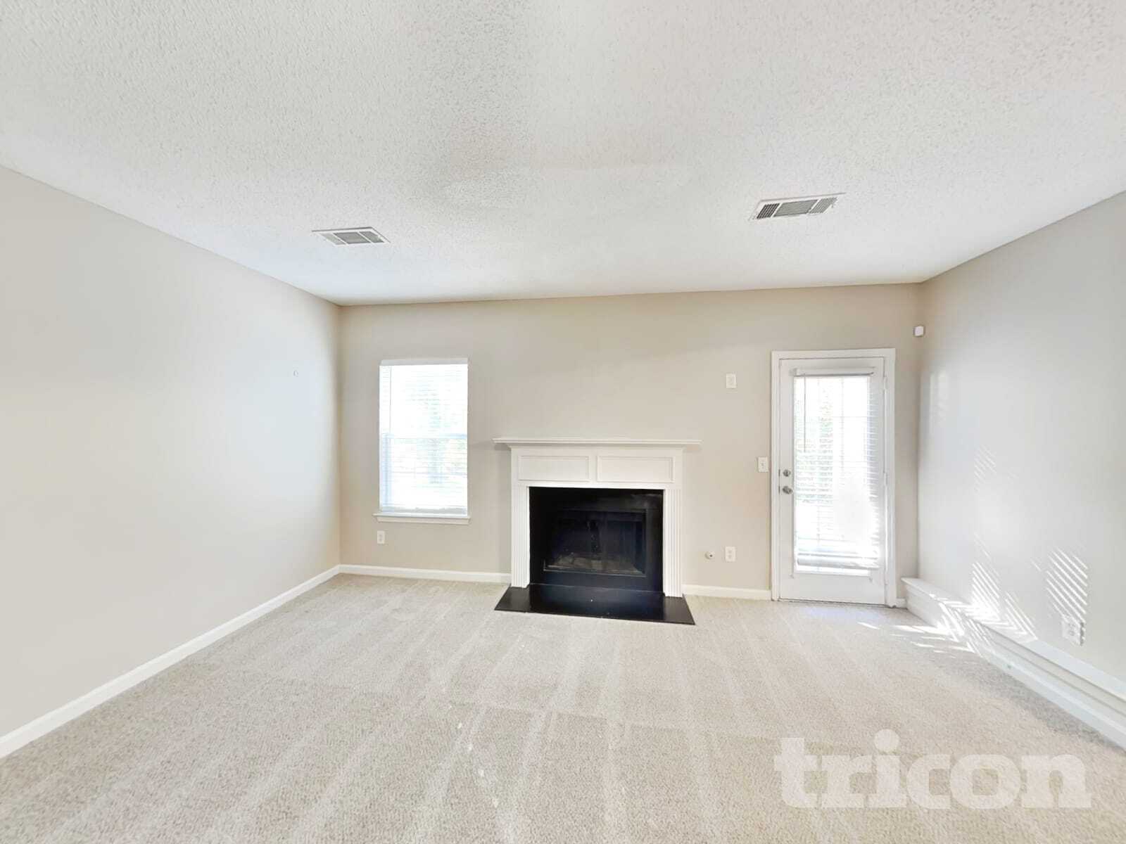 Building Photo - 345 Othello Dr