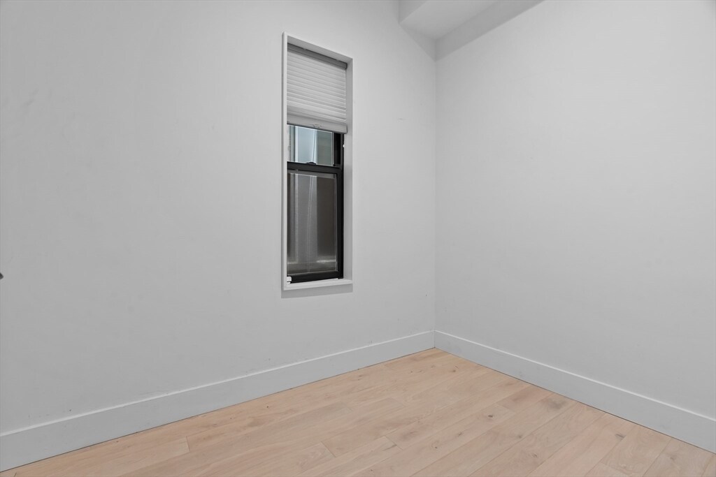 Building Photo - 143 Trenton St