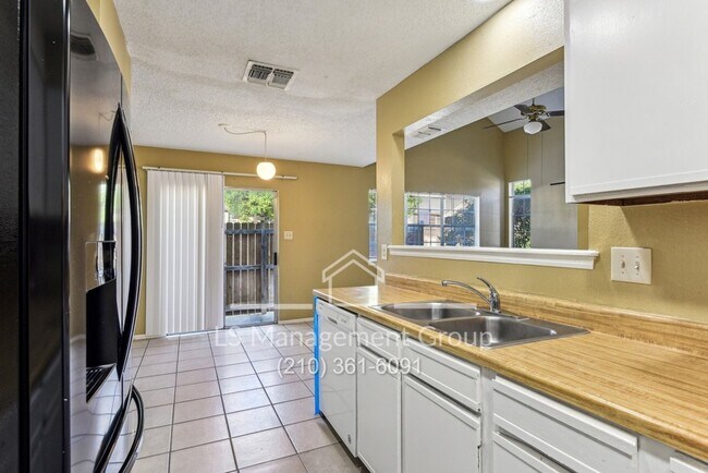 Building Photo - 6702 Windsor Hollow Dr