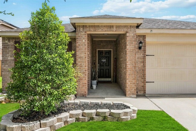 Building Photo - 9903 Garnet Springs Dr