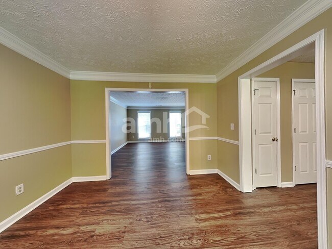 Building Photo - 3442 Kittery Dr