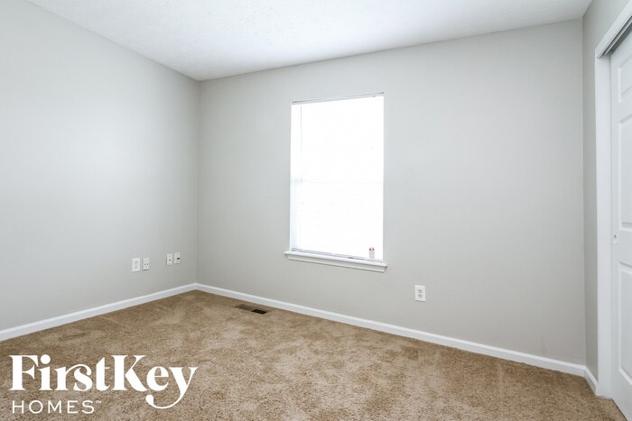 Building Photo - 11341 Silver Drift Way