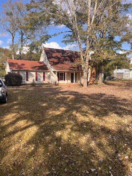 Building Photo - 175 Heritage Farm Ln