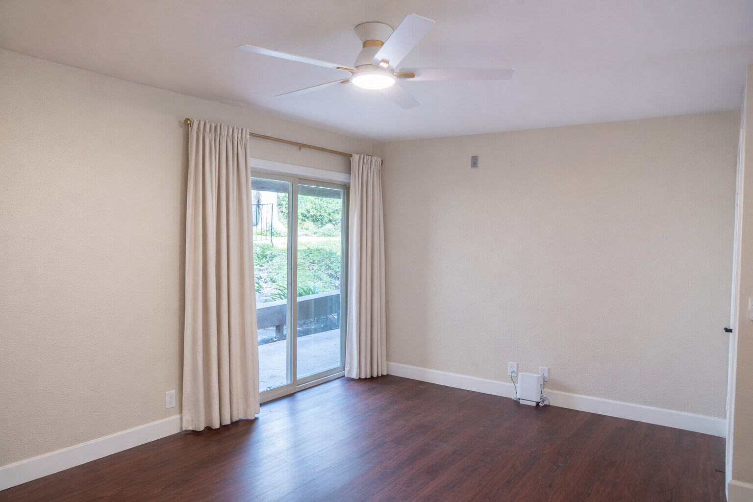 Building Photo - 10425 Caminito Cuervo