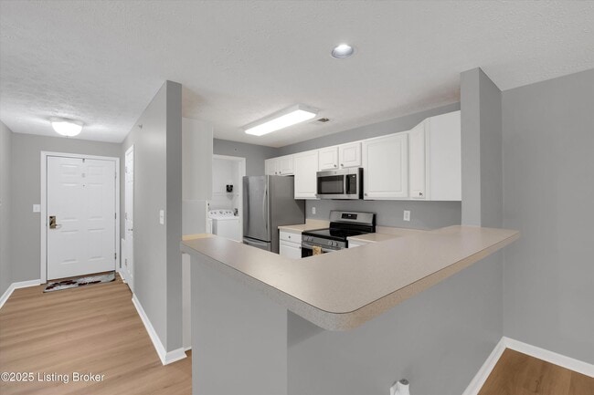 Building Photo - 5901 Landers Ave