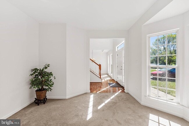 Building Photo - 406 Arnold Dr