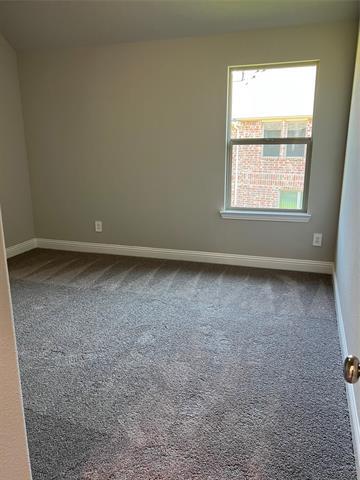 Building Photo - 521 Sequoia St