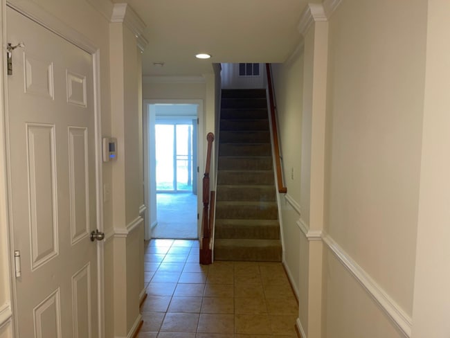 Building Photo - 15592 John Diskin Cir