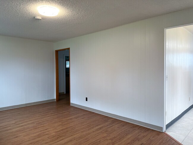 Building Photo - 4300 E 6th Ave